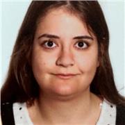 Mi nombre es Yaiza, y actualmente mi experiencia se basa en las prácticas dadas tanto en la Universidad, como en el Máster. Me ofrezco para dar clases, especialmente de lengua española o música, tanto a niños de primaria, como de la ESO, así como en la ay